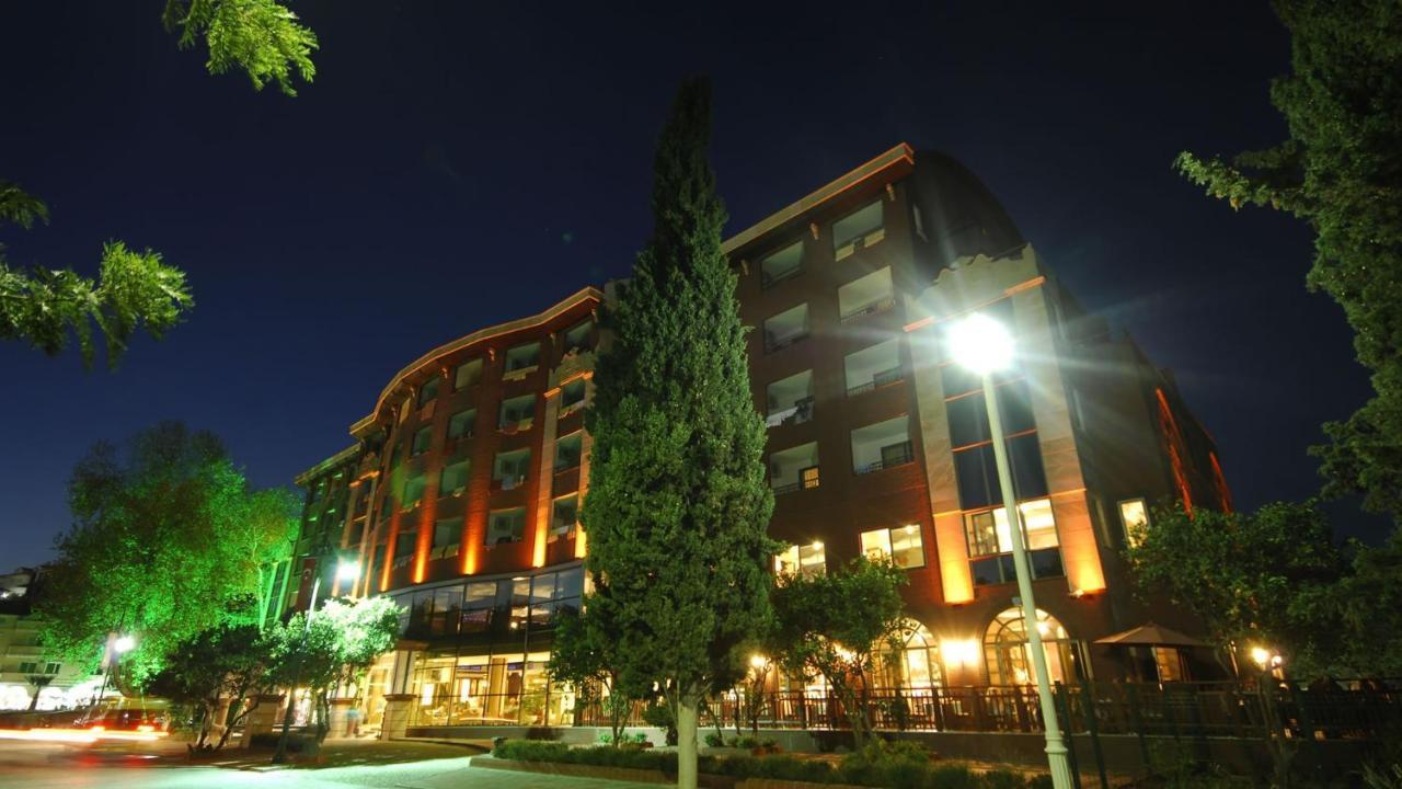 Noxinn Club Hotel Konaklı Exterior foto